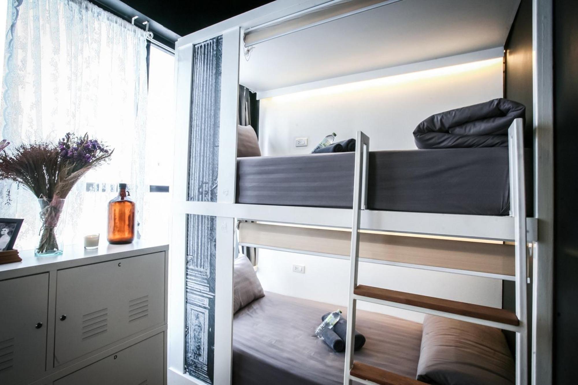 Hostel L'atelier Poshtel Phuket Zimmer foto