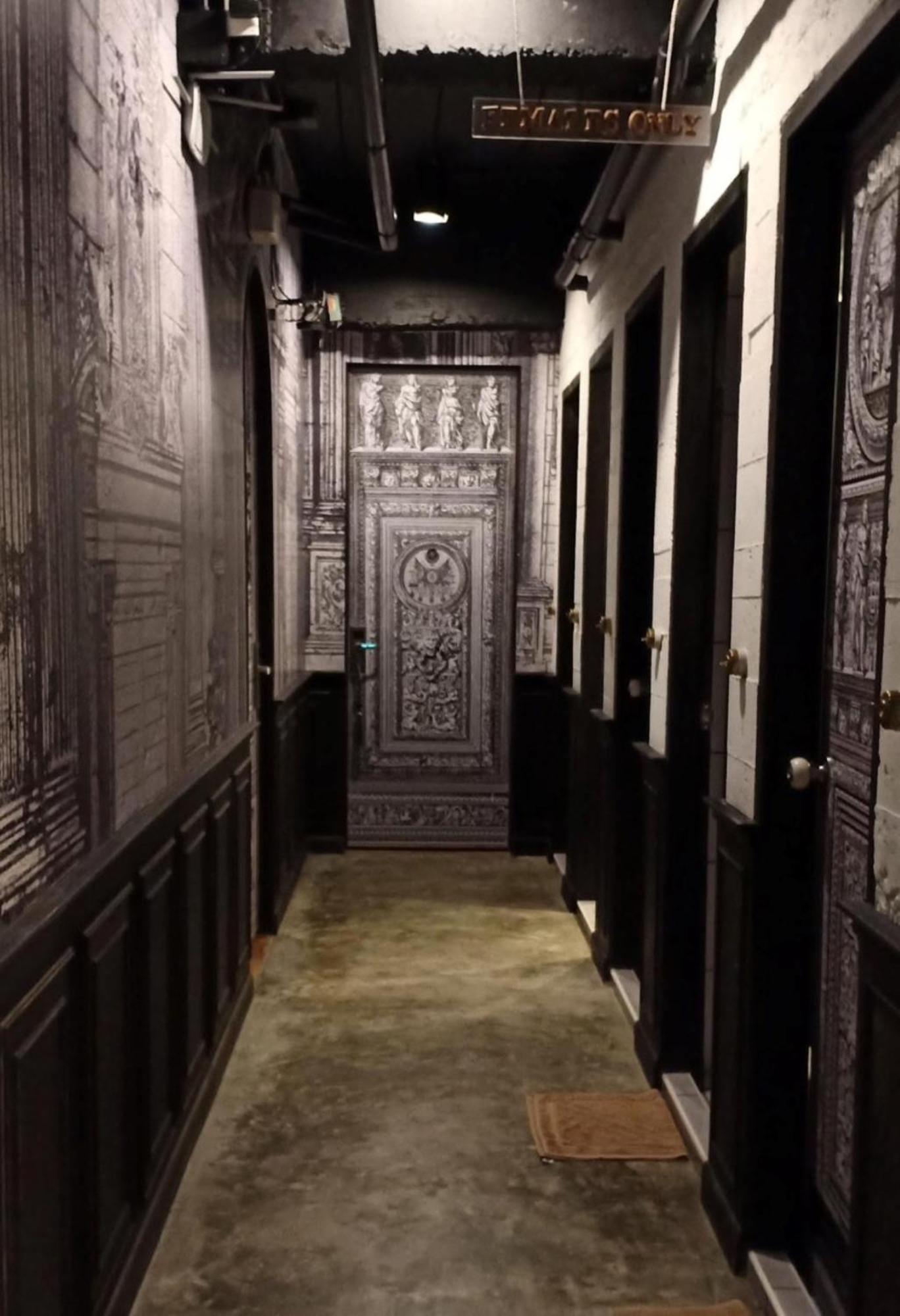 Hostel L'atelier Poshtel Phuket Exterior foto